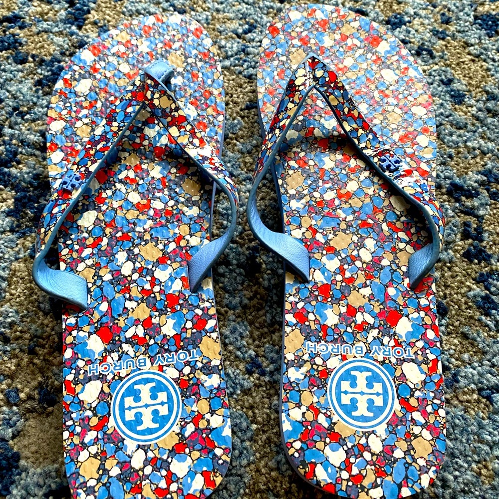 Tory Burch woman’s flip flops. Size 8
